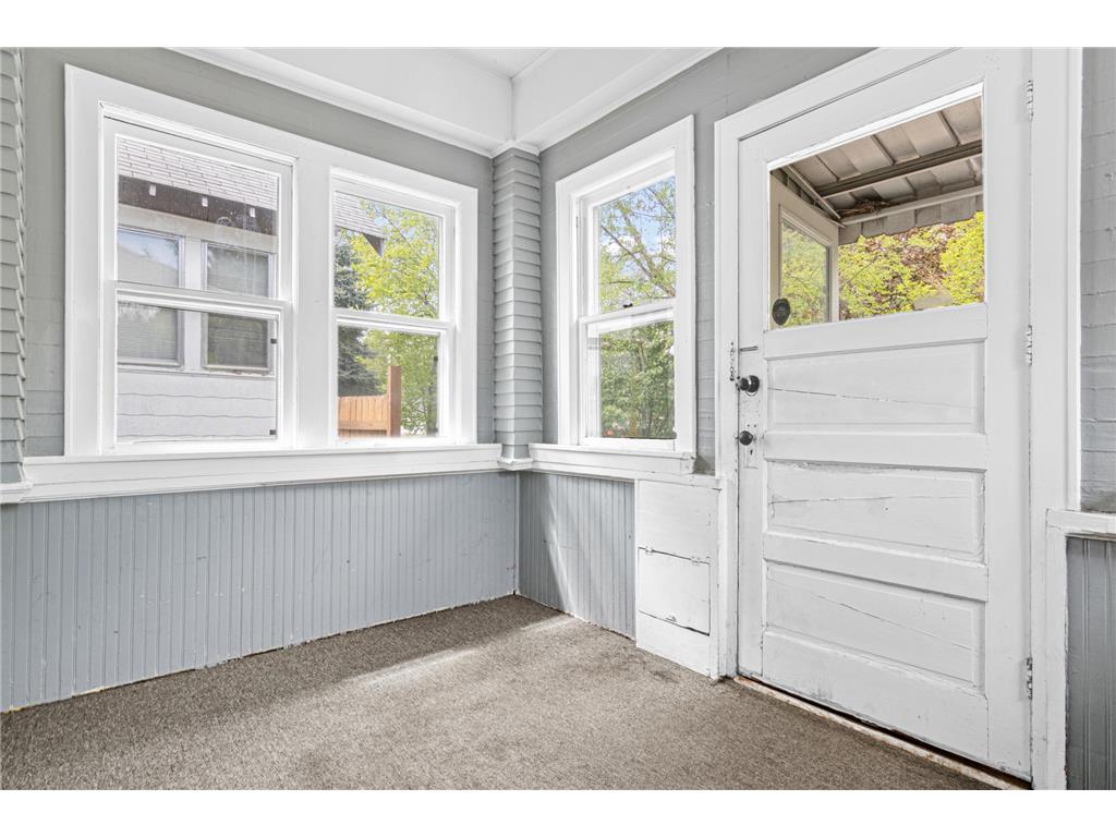 1700 Reaney Avenue Saint Paul MN 55106 7072948 image2
