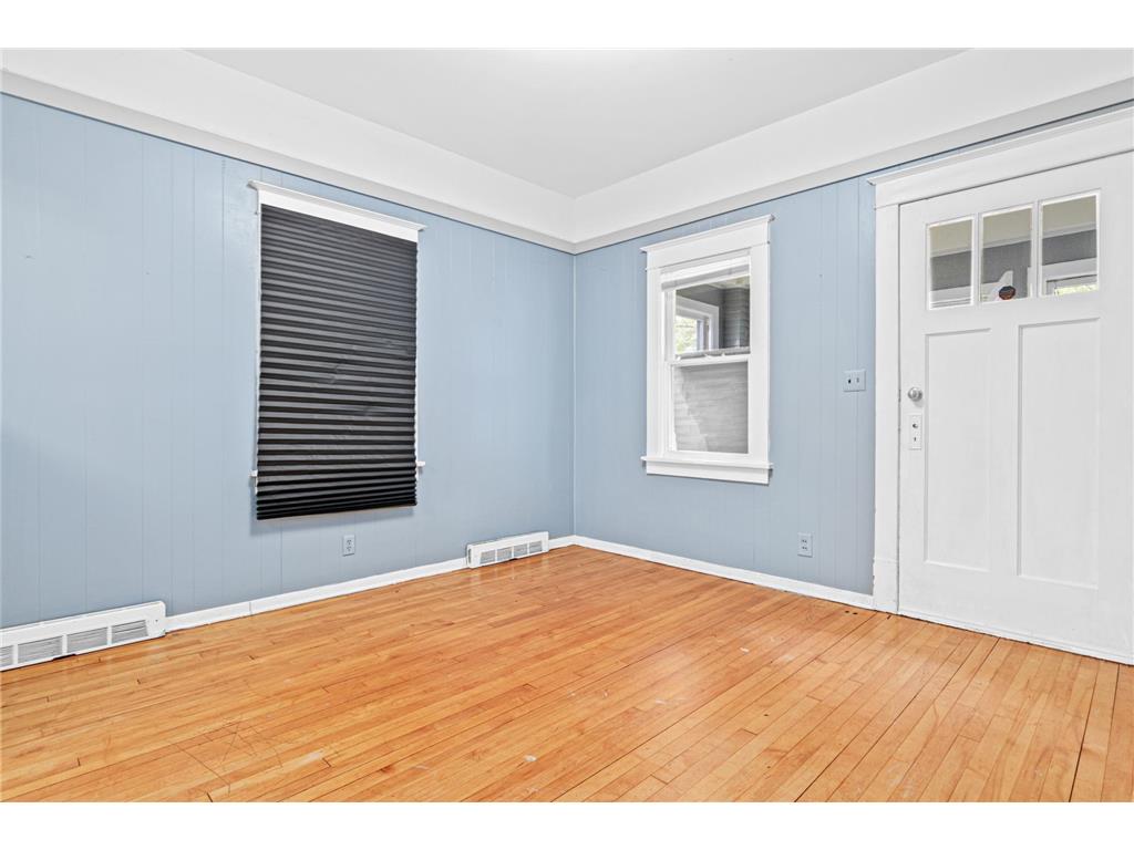 1700 Reaney Avenue Saint Paul MN 55106 7072948 image4