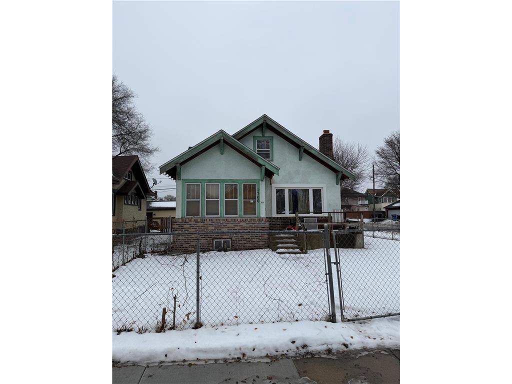 1700 Sheridan Avenue N Minneapolis MN 55411 7001651 image1