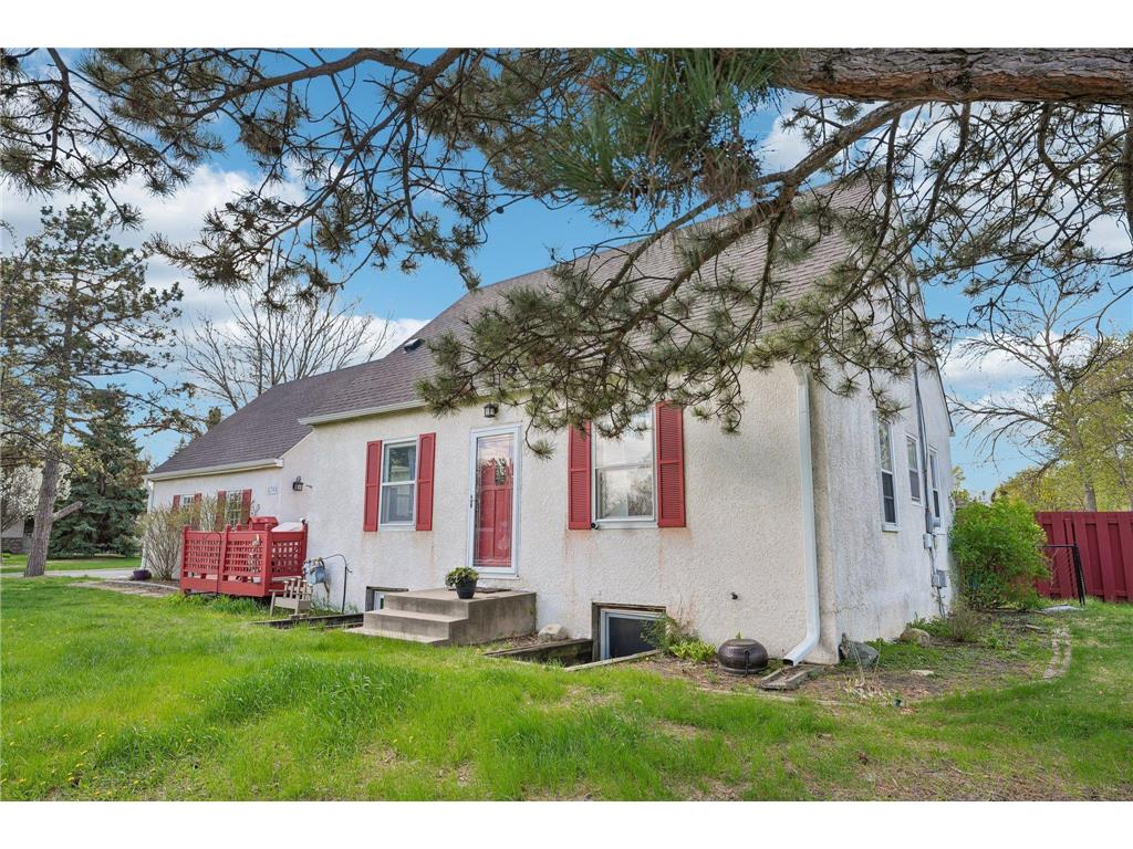 1701 7th Avenue Anoka MN 55303 7058433 image2