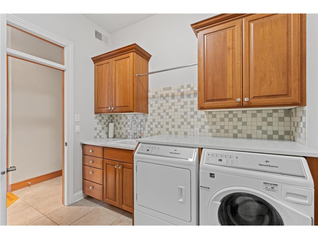 1701 Ancaster Drive NE Byron MN 55920 7030726 image32