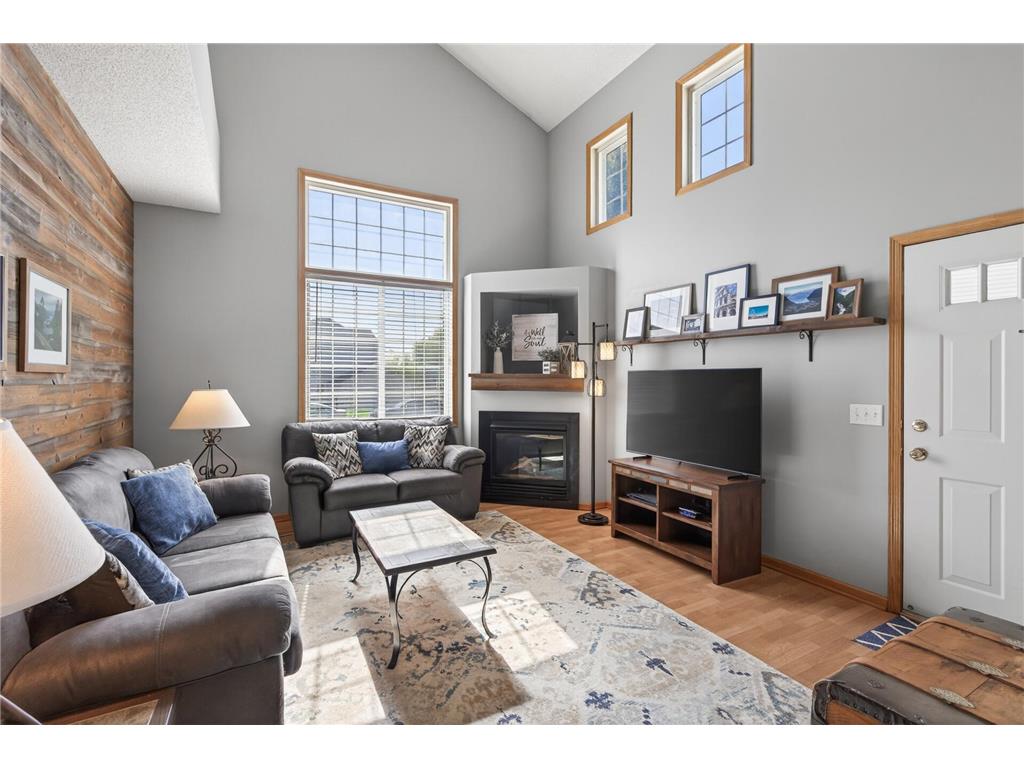 1701 Elm Street White Bear Lake MN 55110 7065361 image1