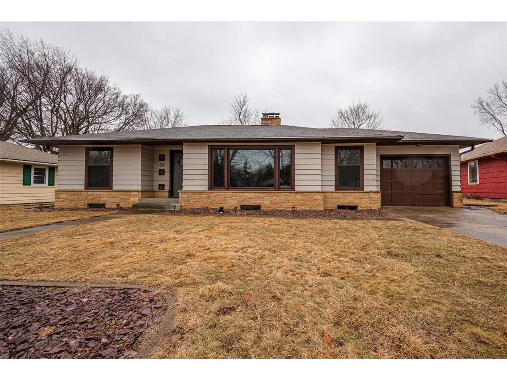 1701 Ives Avenue N Glencoe MN 55336 6556209 image1