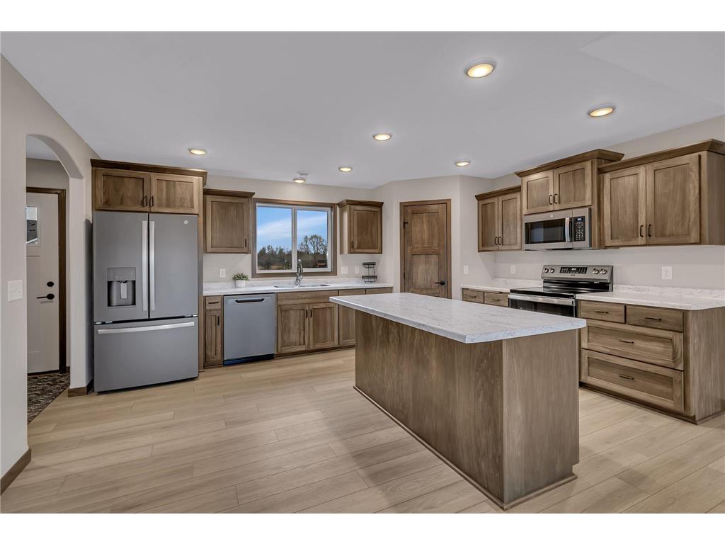 1701 Knottingham Drive Sartell MN 56377 6821721 image5