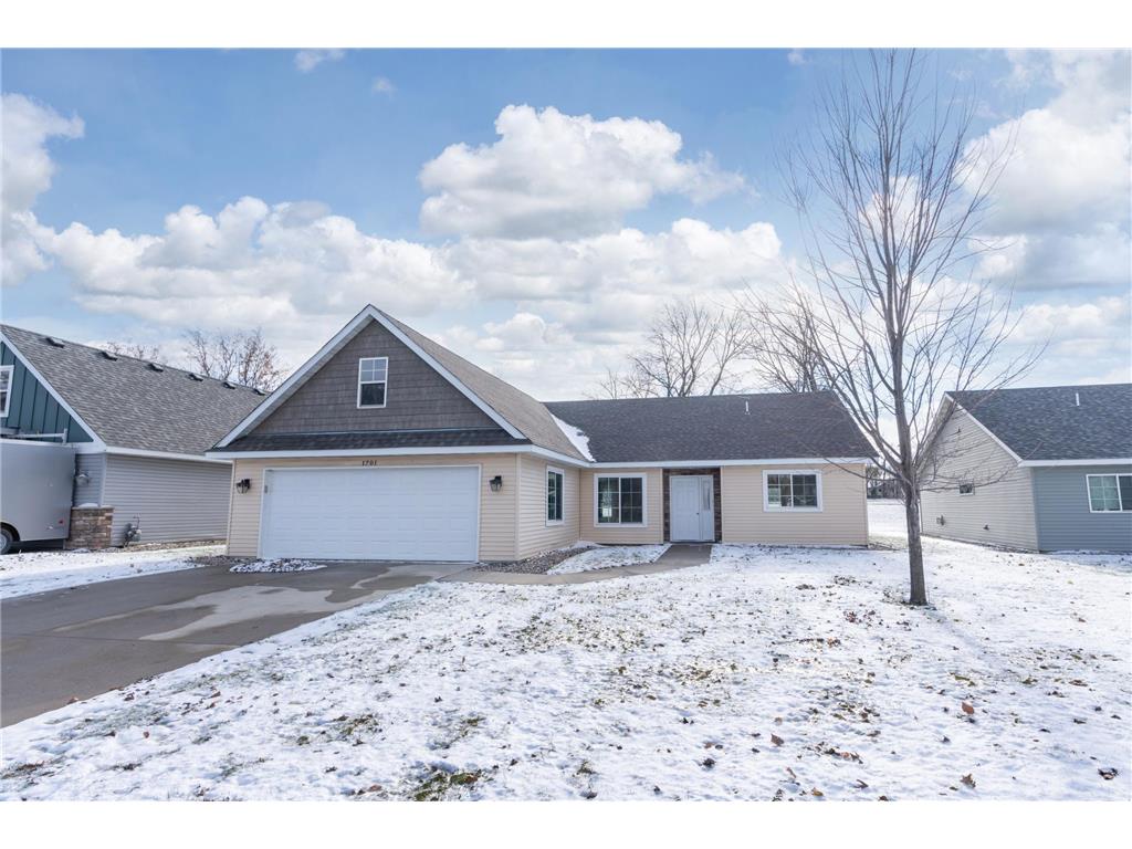 1701 Olena Avenue SE Willmar MN 56201 6633711 image1
