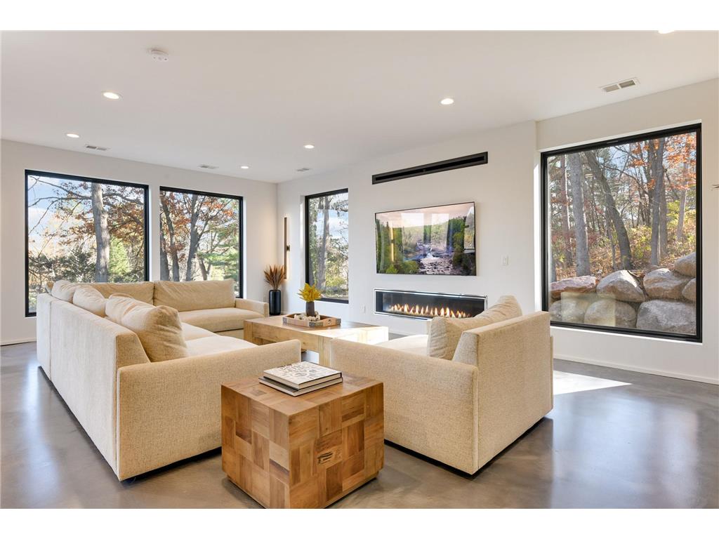 1701 Pine Street W Stillwater MN 55082 6365772 image1