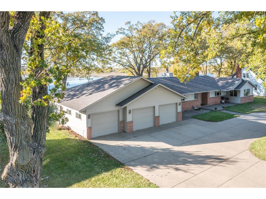 1701 Riverview Drive Little Falls MN 56345 - Mississippi 6447009 image1