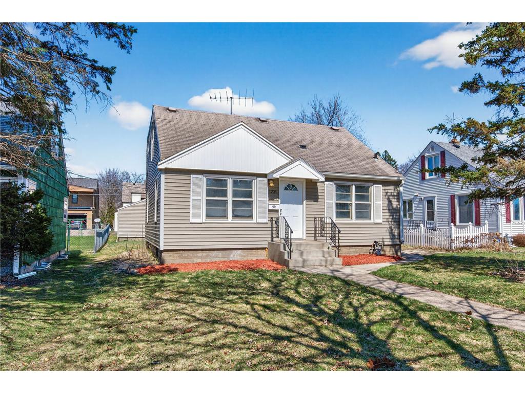 1701 Rose Avenue E Saint Paul MN 55106 7051820 image1