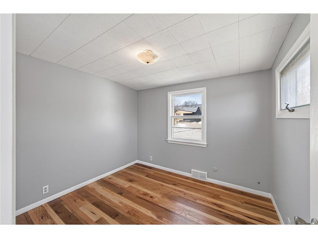1701 Rose Avenue E Saint Paul MN 55106 7051820 image13
