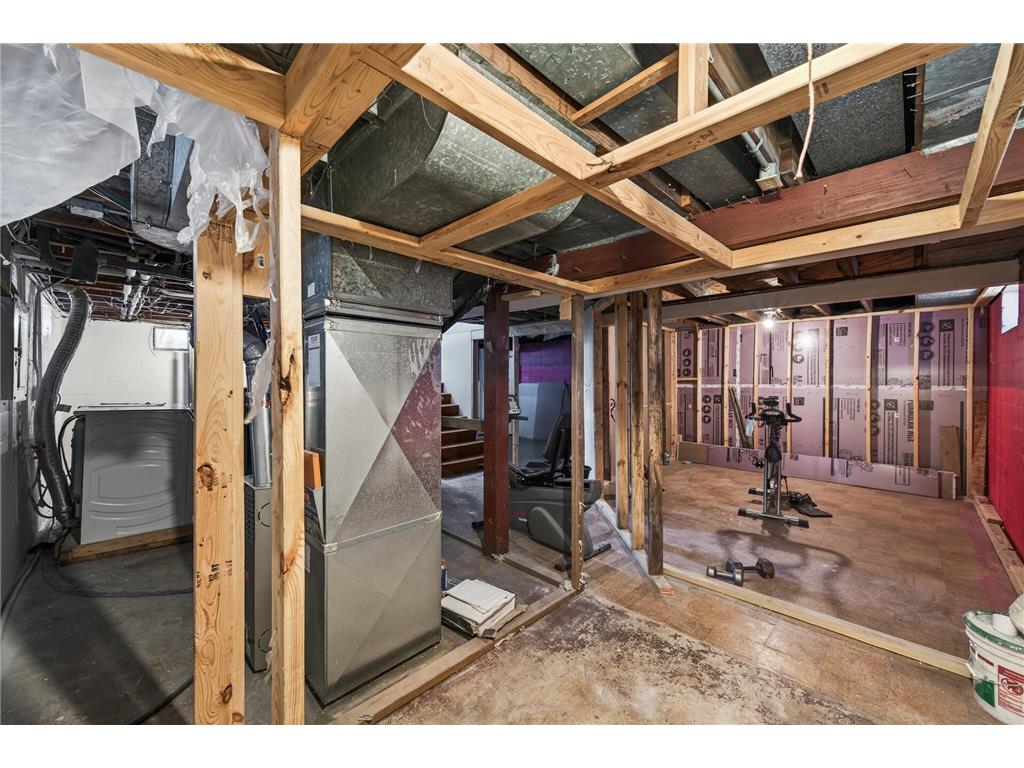 1701 Rose Avenue E Saint Paul MN 55106 7051820 image18