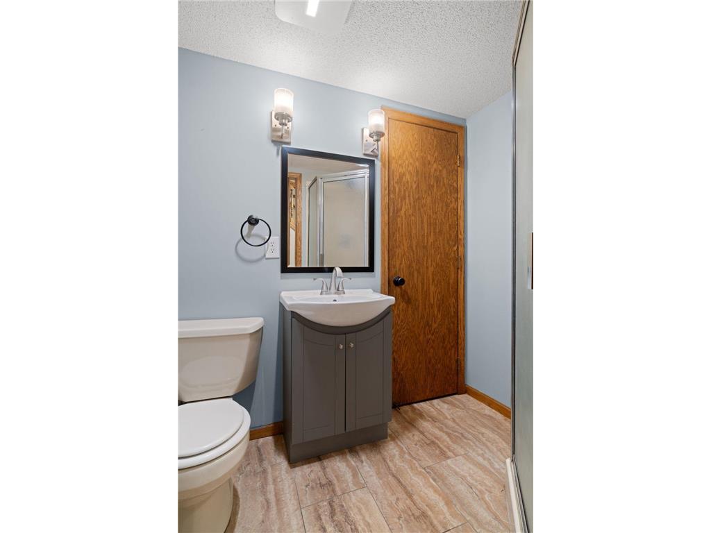 1701 W 138th Street Burnsville MN 55337 6801387 image29