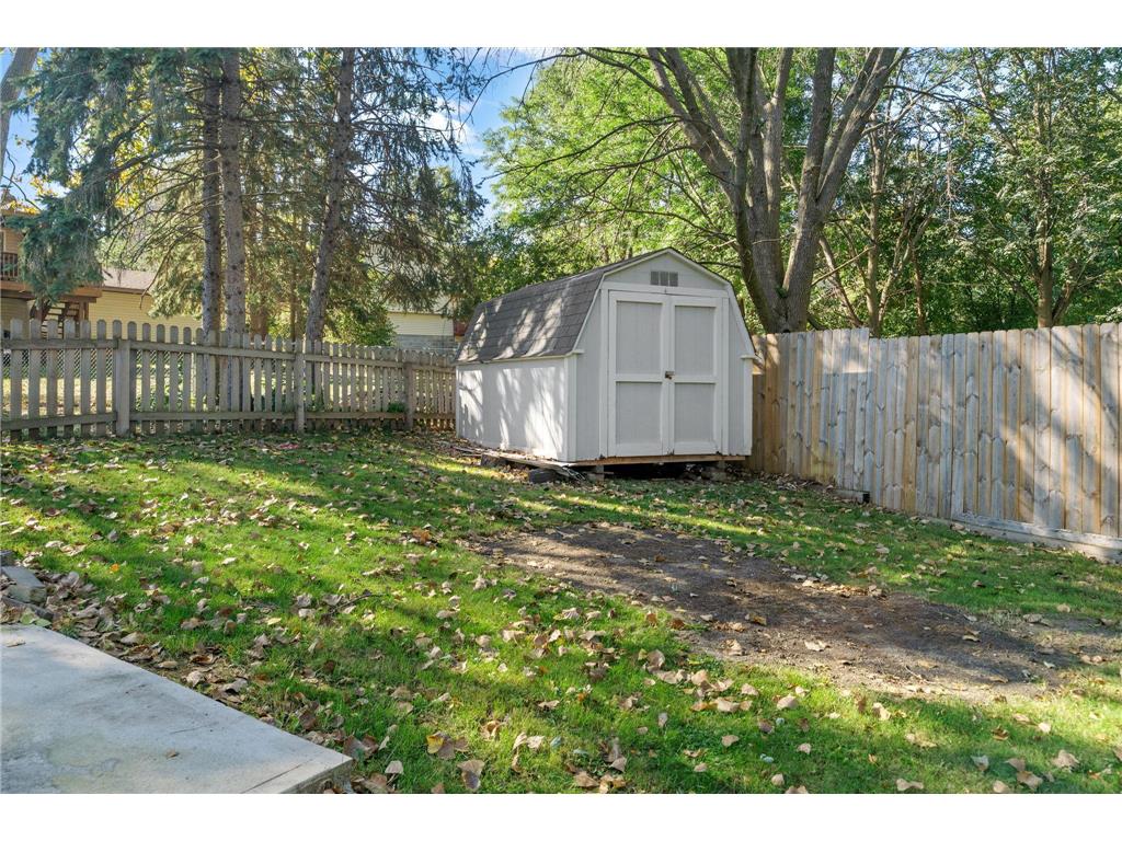 1701 W 138th Street Burnsville MN 55337 6801387 image32