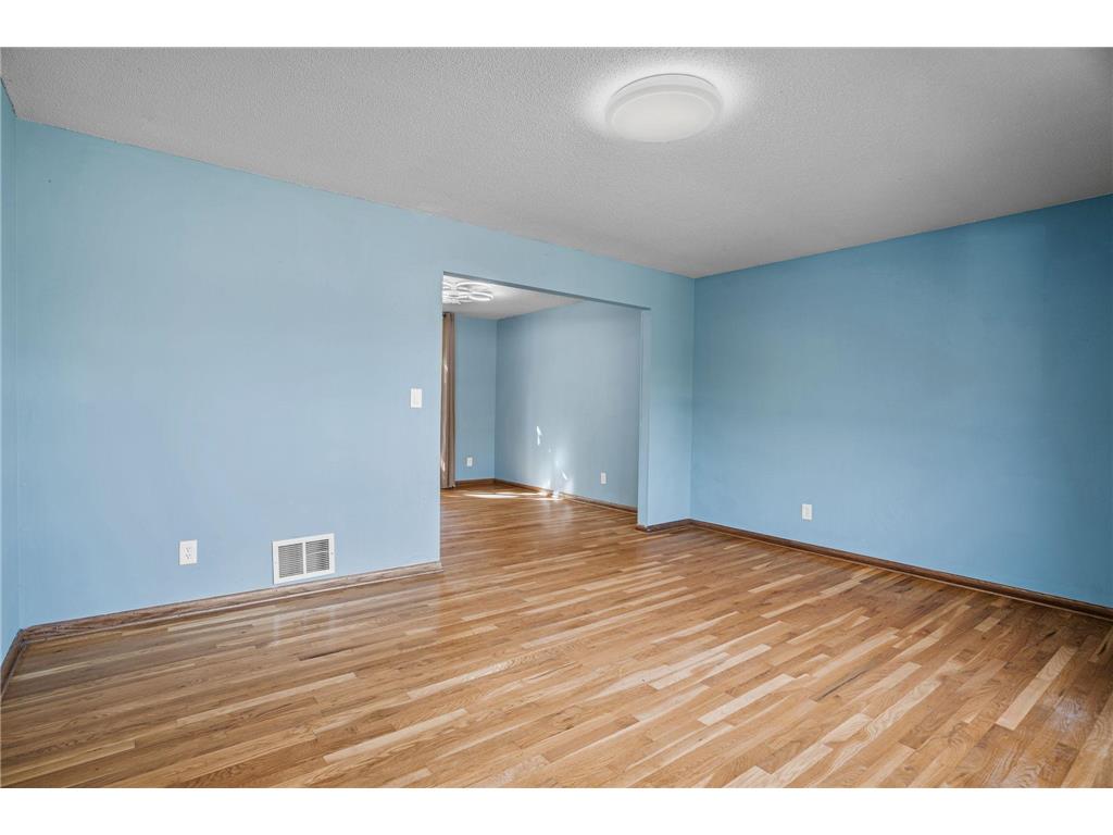 1701 W 138th Street Burnsville MN 55337 7025772 image11