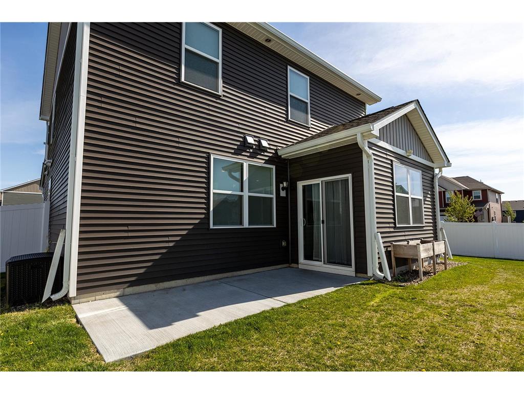 1702 Athens Terrace Shakopee MN 55379 7074632 image10