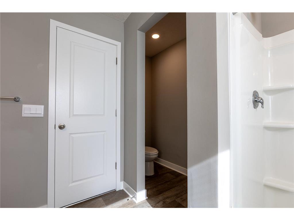 1702 Athens Terrace Shakopee MN 55379 7074632 image43