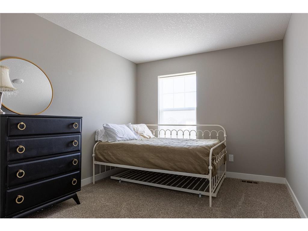 1702 Athens Terrace Shakopee MN 55379 7074632 image44