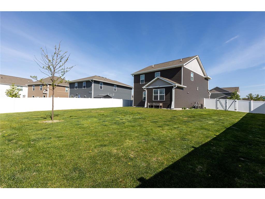 1702 Athens Terrace Shakopee MN 55379 7074632 image8