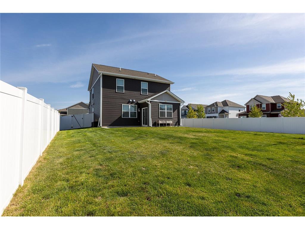 1702 Athens Terrace Shakopee MN 55379 7074632 image9