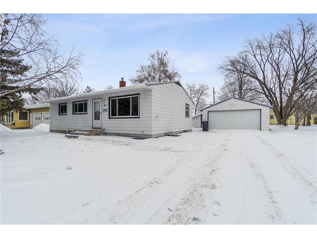 1702 Irvine Avenue NW Bemidji MN 56601 6654511 image1