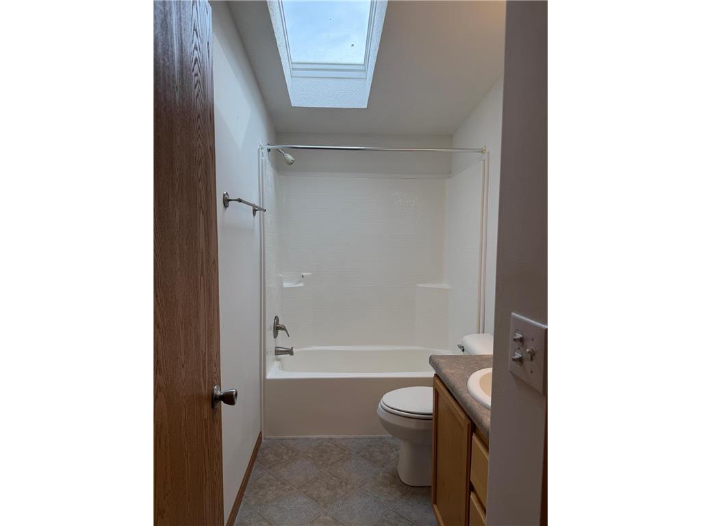 1702 Main Avenue International Falls MN 56649 7045923 image22