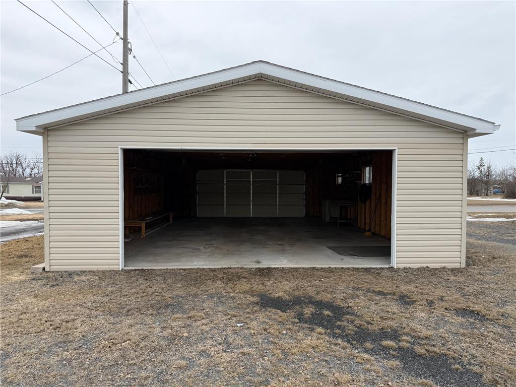 1702 Main Avenue International Falls MN 56649 7045923 image31