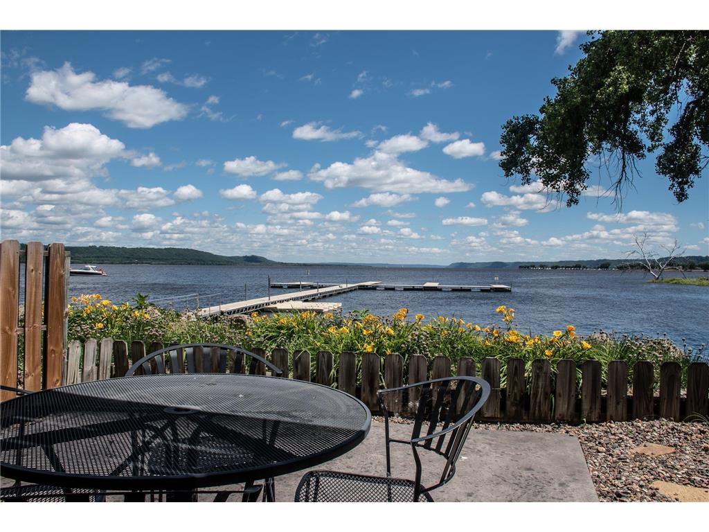 1702 N Lakeshore Drive 1, Lake City, MN, 55041 MLS 6561711 Edina