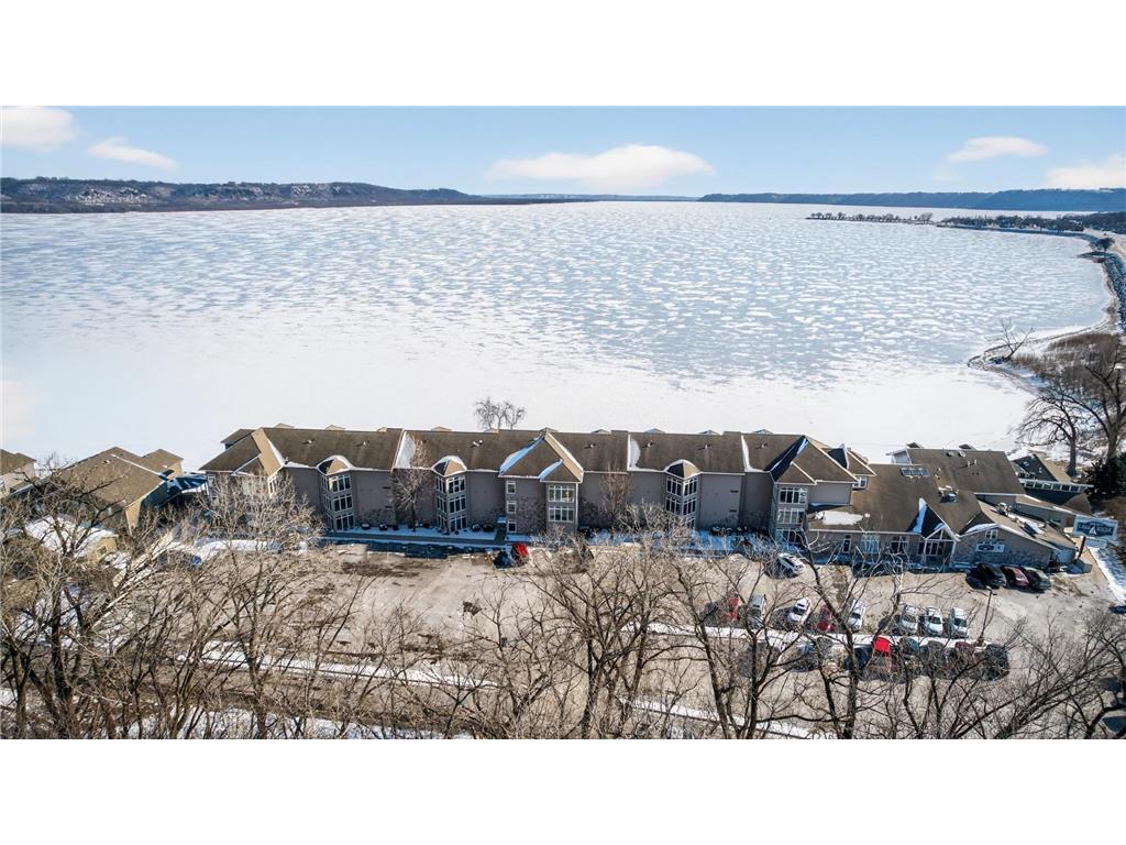 1702 N Lakeshore Drive #3 Lake City MN 55041 - PEPIN 7013905 image1