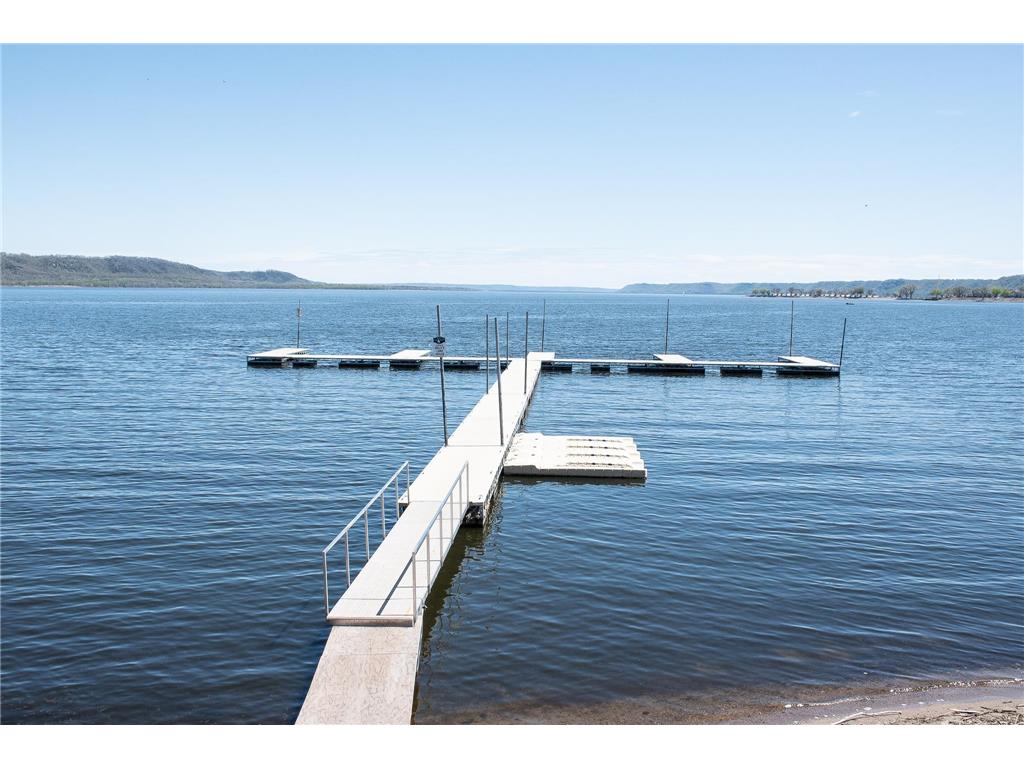 1702 N Lakeshore Drive #8 Lake City MN 55041 - PEPIN 6675183 image1