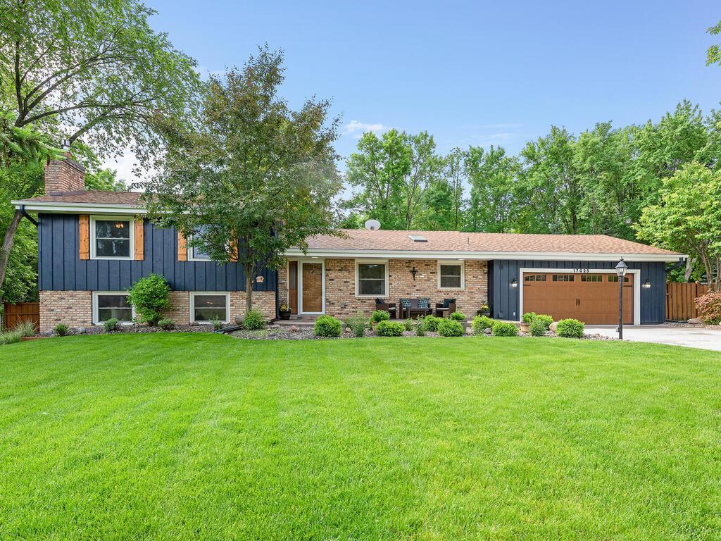 17025 24th Avenue N, Plymouth, MN 55447 MLS 6007907 Edina Realty