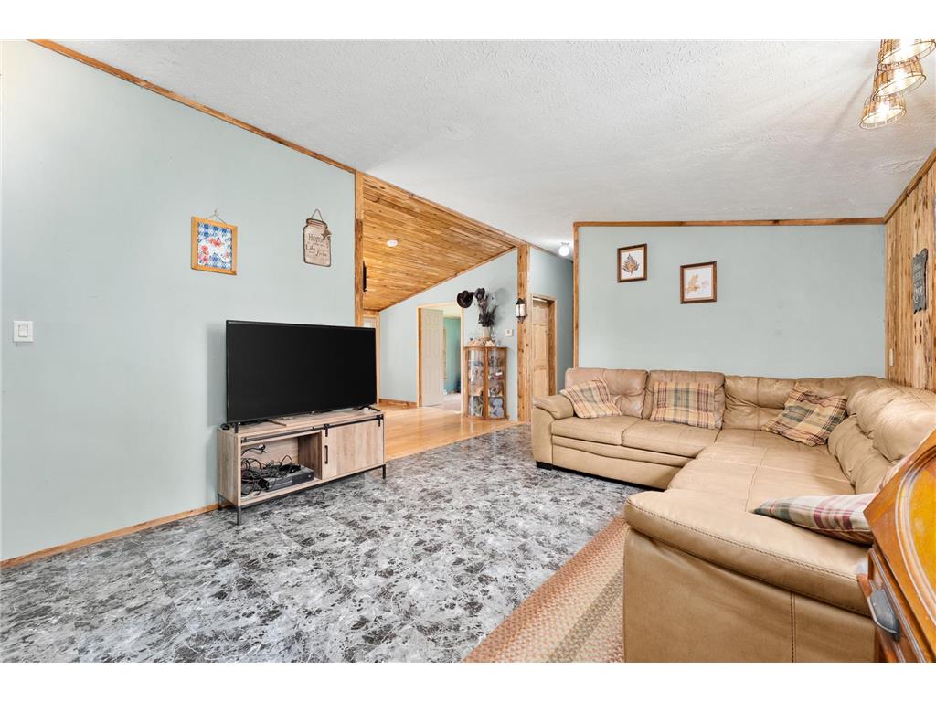 17028 W State Highway 64 Aurora Twp WI 54433 7114311 image11