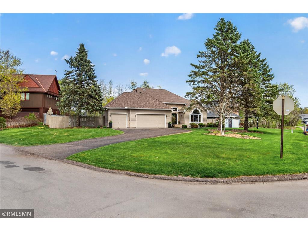 1703 Anderlie Lane W White Bear Twp MN 55110 7061515 image1
