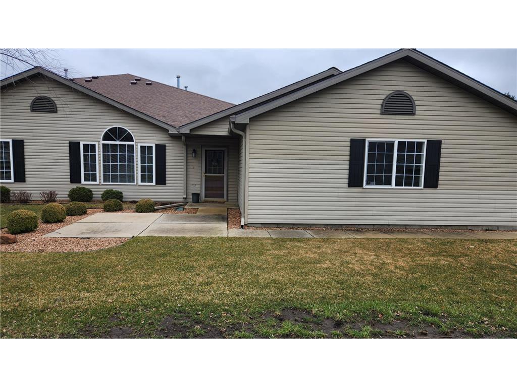 1703B Carriage Home Drive Austin MN 55912 6516353 image1