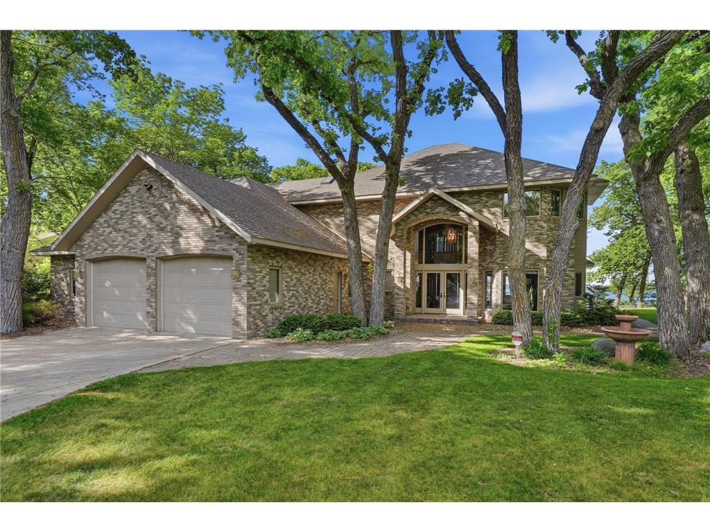 1703 S Le Homme Dieu Drive NE Alexandria MN 56308 - Le Homme Dieu 7072168 image1