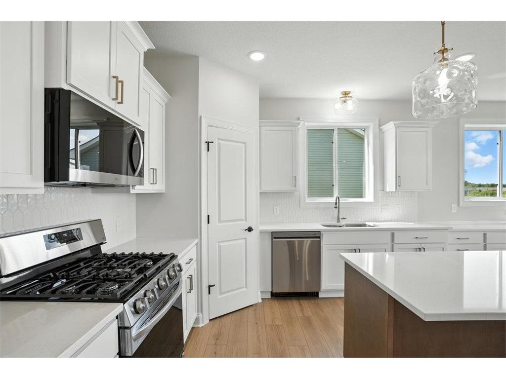 1703 Spruce Street Farmington MN 55024 7007506 image25