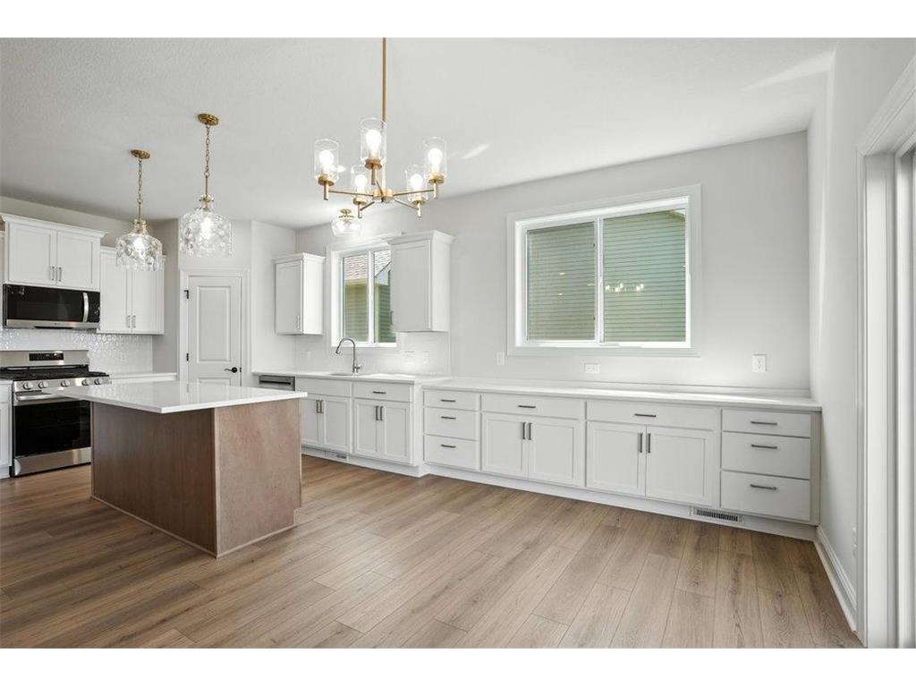 1703 Spruce Street Farmington MN 55024 7007506 image30