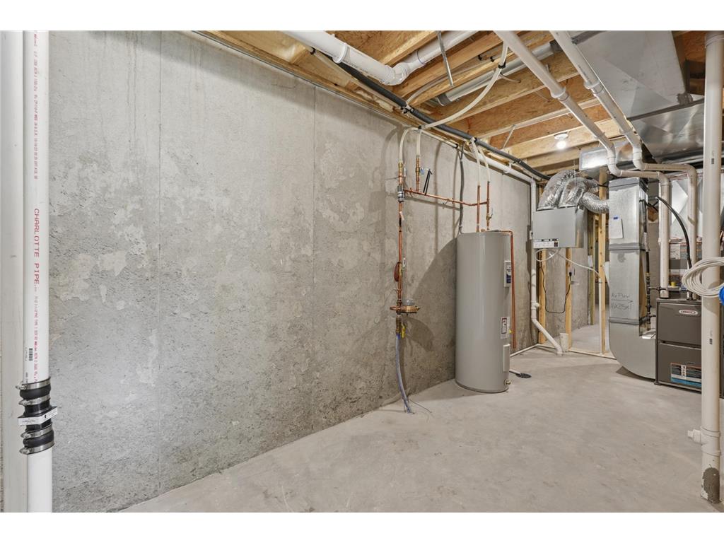 1703 Spruce Street Farmington MN 55024 7057494 image32