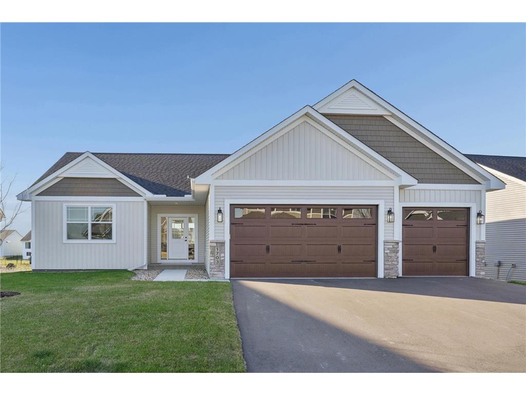 1703 Spruce Street Farmington MN 55024 7100446 image4