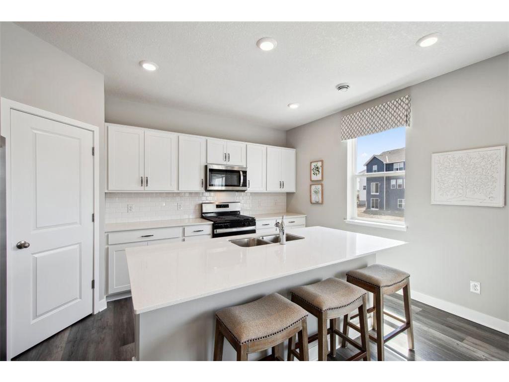 17030 Draper Way Lakeville MN 55044 6702249 image1