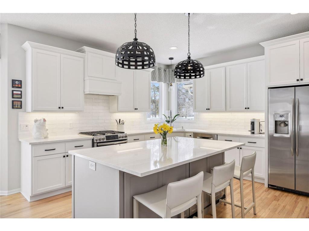 17033 Bainbridge Drive Eden Prairie MN 55347 6342481 image1