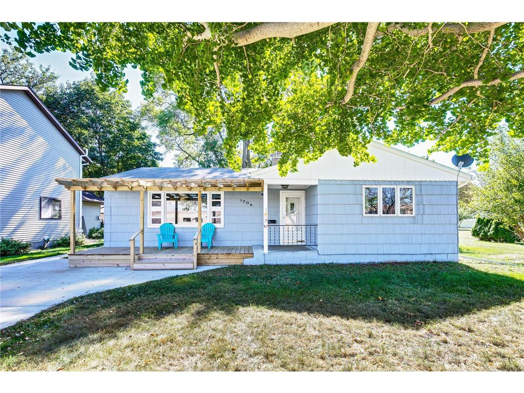 1704 16th Street E Glencoe MN 55336 6597740 image1
