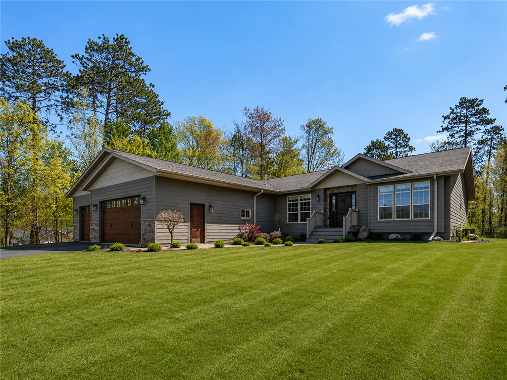 1704 Forest Hills Avenue Grand Rapids MN 55744 7081903 image1