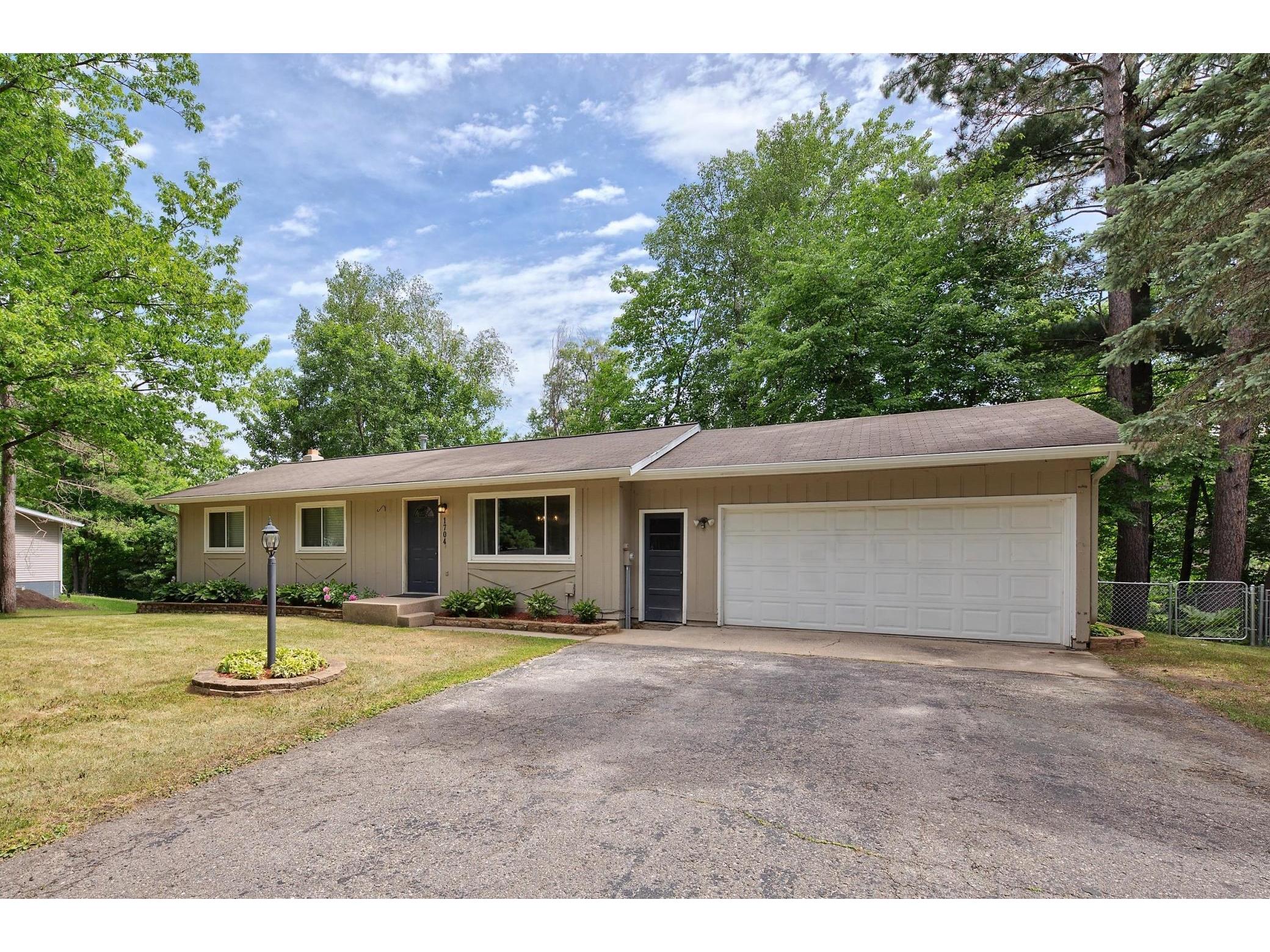 1704 Fraser Drive, Grand Rapids, MN, 55744 MLS 6006547 Edina Realty