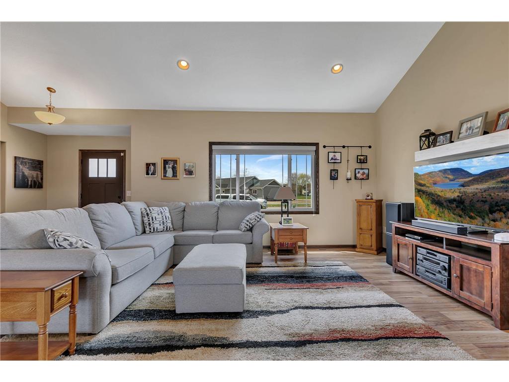 1704 Knottingham Drive Sartell MN 56377 7067472 image10