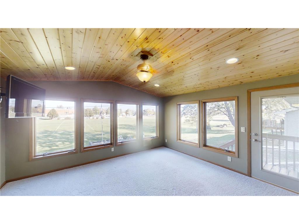 1704 Plainview Lane Albert Lea MN 56007 6811474 image17