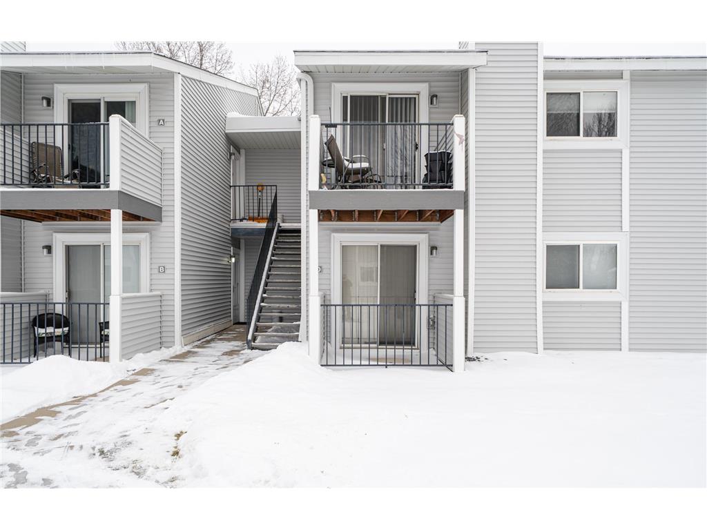 1704 Pleasant Street #D Lauderdale MN 55113 7004448 image1