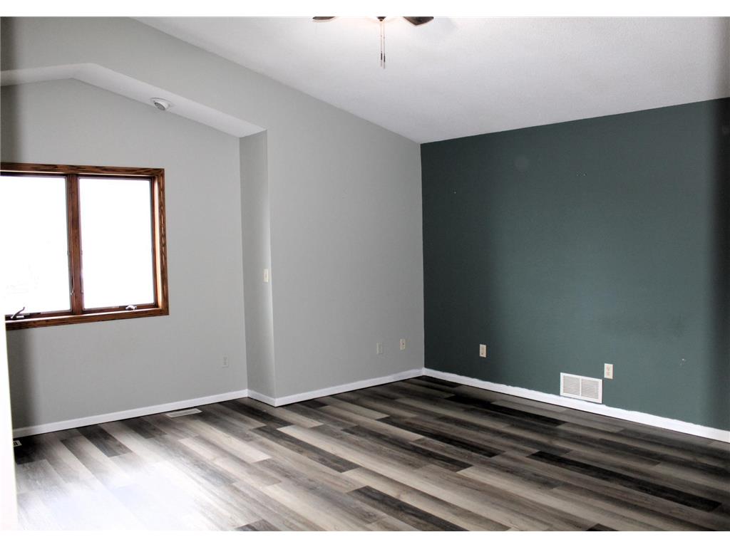 17042 250th Avenue Eden Lake Twp MN 56362 7027173 image20