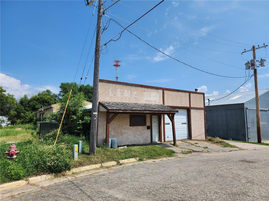 1705 2nd Avenue SE Willmar MN 56201 6791890 image3