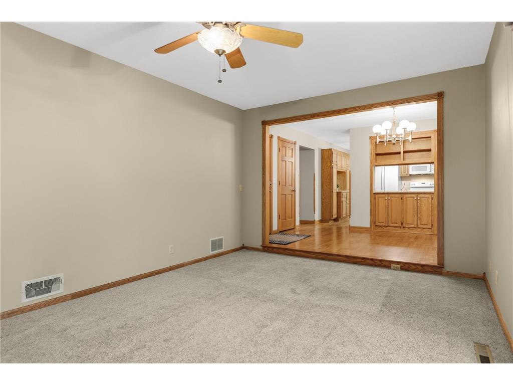 1705 James Court Burnsville MN 55337 7071091 image12
