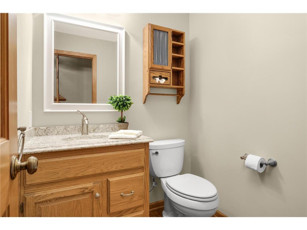 1705 James Court Burnsville MN 55337 7071091 image19