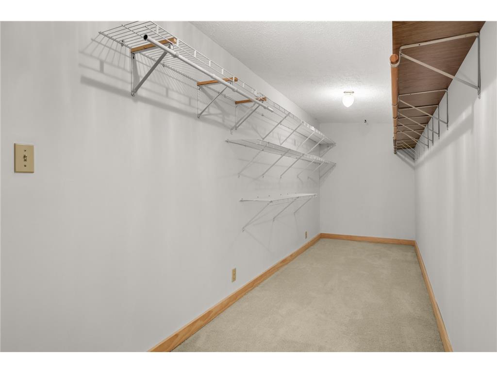 1705 James Court Burnsville MN 55337 7071091 image22
